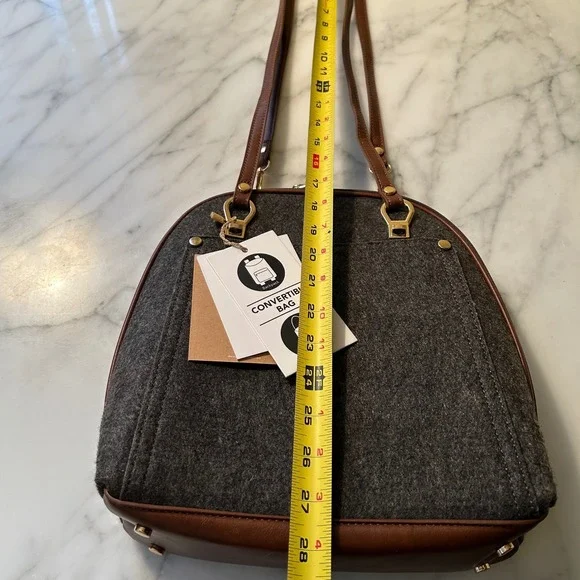 NWT MIZTIQUE The Daisy Felt Convertible Shoulder Bag Backpack Black Brown Vegan - Picture 13 of 16